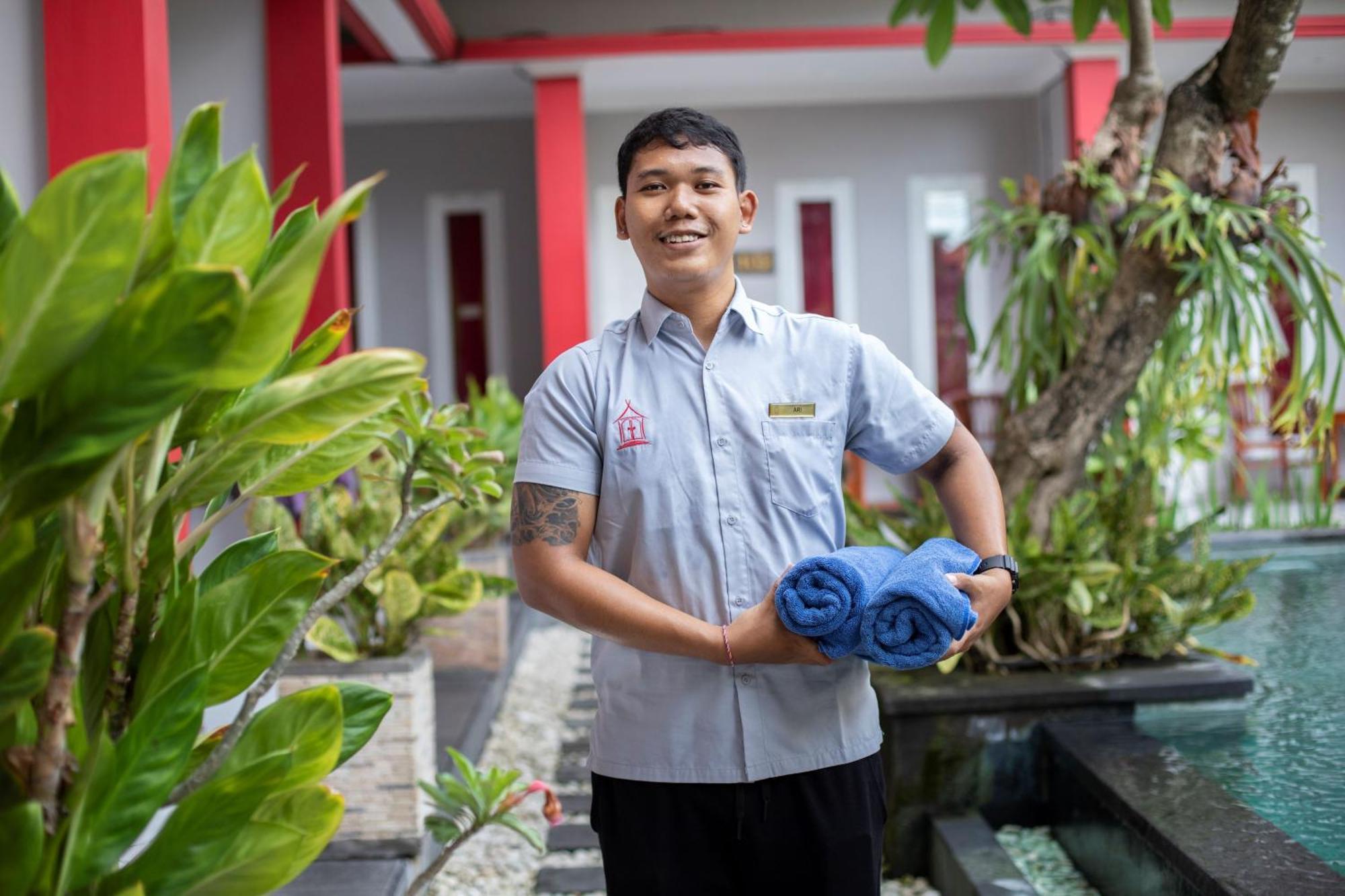 Angkul Angkul Beach Inn Kuta By Kamara Eksteriør billede